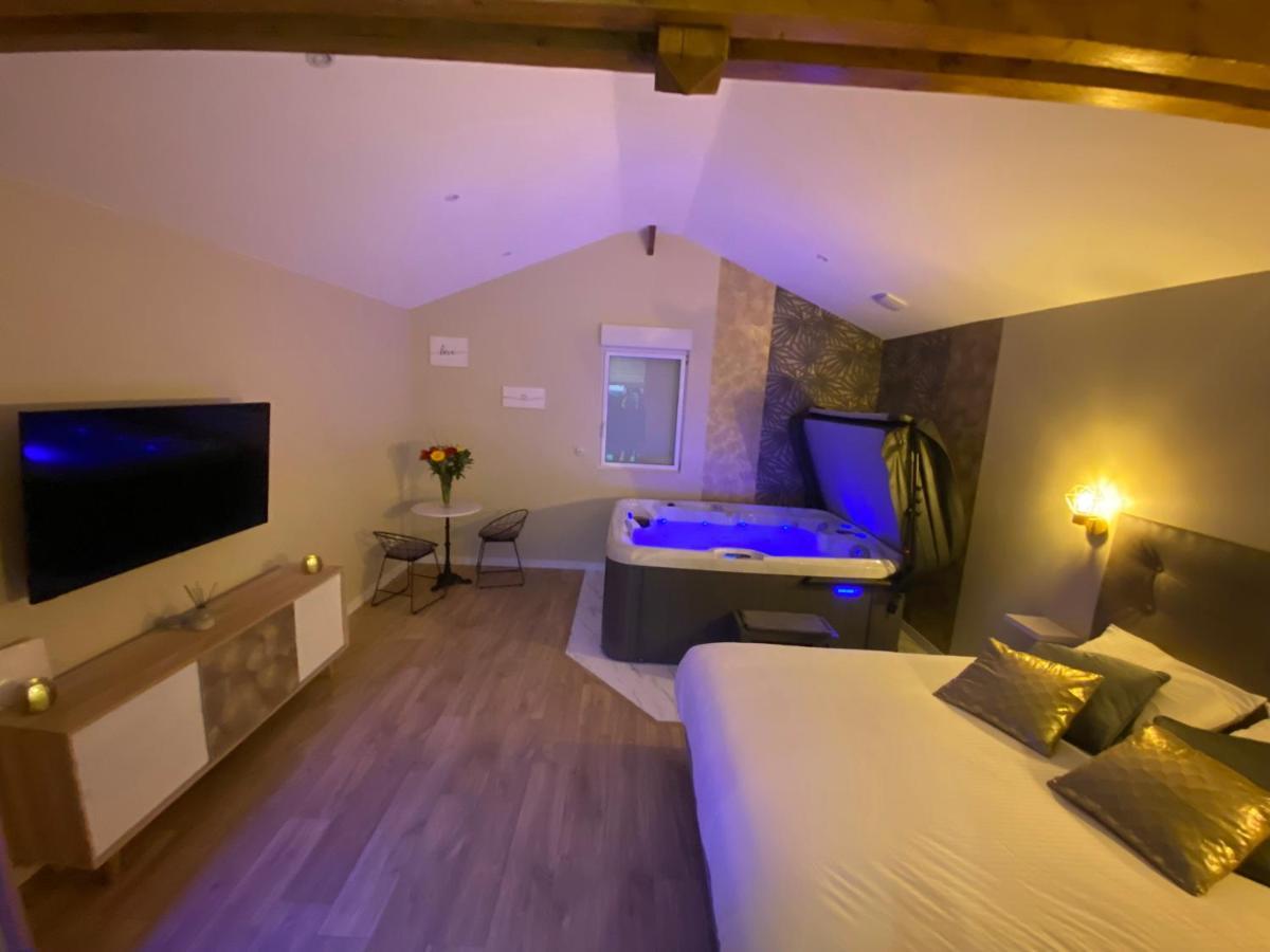Bed and Breakfast Le Cocoon D'Emy Louvetot Екстер'єр фото