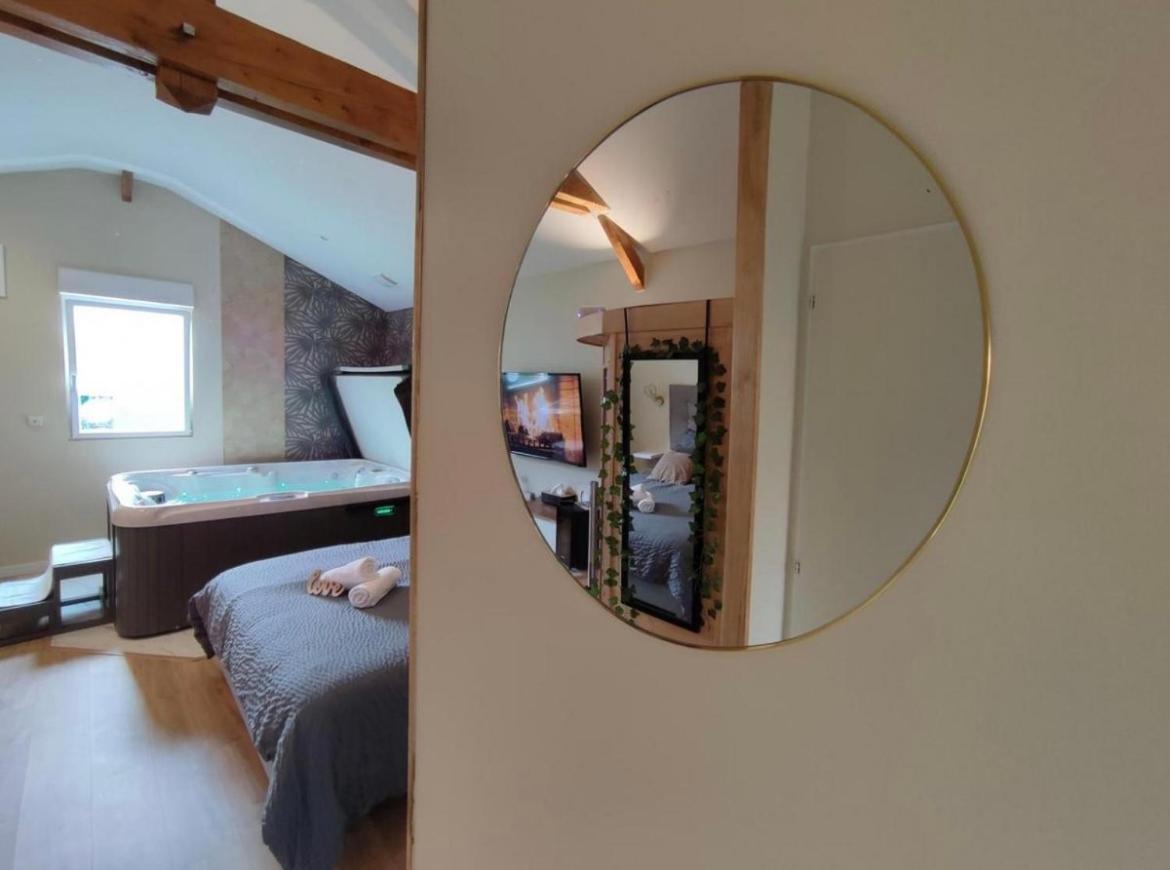 Bed and Breakfast Le Cocoon D'Emy Louvetot Екстер'єр фото